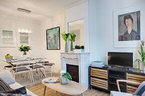 Paris Sevigne Elegant residence
