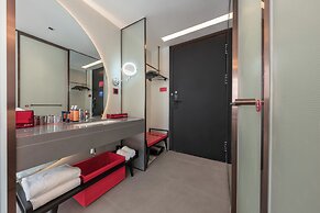 NEOLAB Hotel Ji 'nan Daming Lake Baotu Spring Hotel