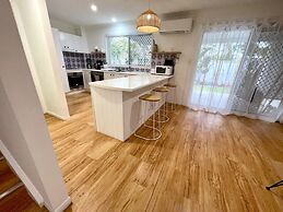 Coolangatta Surf & Stay 3 BR Townhouse
