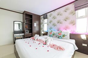 The Chic Patong
