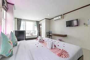 The Chic Patong