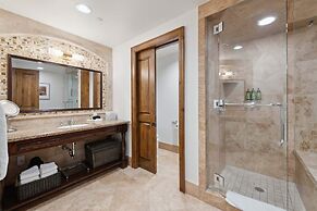Aspen Mountain Residences Luxe 3 Bedroom Residence in Heart of Downtow