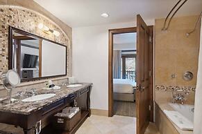 Aspen Mountain Residences Luxe 3 Bedroom Residence in Heart of Downtow