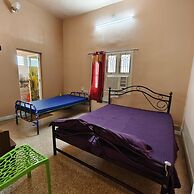 Square & Dormitory Stays