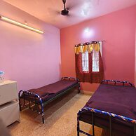 Square & Dormitory Stays