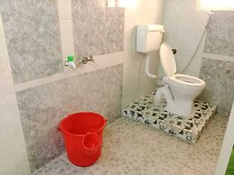 Square & Dormitory Stays