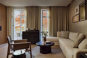 The Florentin by Althoff Collection