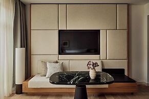 The Florentin by Althoff Collection