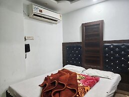 Hotel Shivans Palace