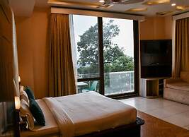Hotel Leosh Lansdwone