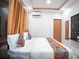 A White Pearl Suites