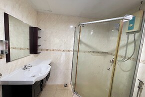 Lucky Inn Suites