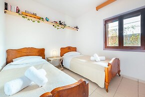 Dream Beach House - Seaside Getaway