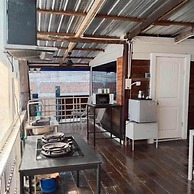 Aran hostel Spa&Cafe Riverside