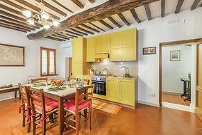 Borgo Panicale Apartments