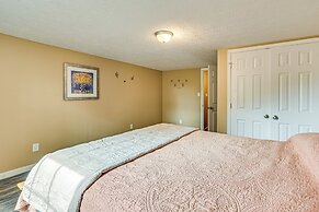 6 Mi to Lake Liberty: Pet-friendly Home w/ Yard