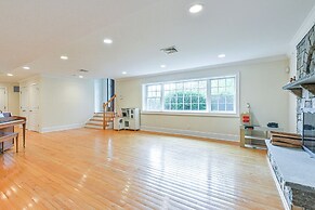 Private Pool & Patio: Luxe Westchester Home!