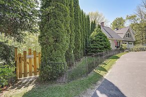 Oceanfront Studio w/ Private Dock in Harpswell!