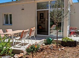 House Leta Cozy Hideaway With Pool