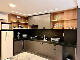 Hyde Park Select - by Living