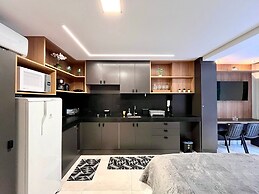 Hyde Park Select - by Living
