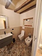 Il Corridore - Piccolo Borgo Tralacoasta