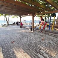 Apê a 150m da praia de Canasvieiras