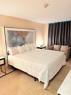 NOVA HOTEL BRONX