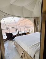 Luxury Wadi Rum Camp