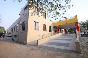 VL Patil Stays & Banquets