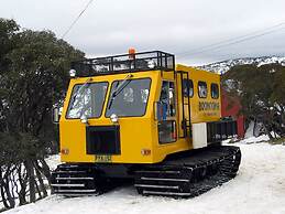 Boonoona Ski Lodge Perisher Valley