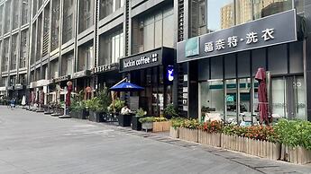 Beijing Sanlitun area duplex apartment