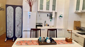 Beijing Sanlitun area duplex apartment