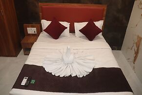 Hotel Chirag Next