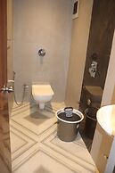 Hotel Chirag Next
