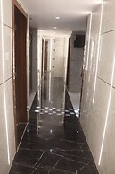 Hotel Chirag Next