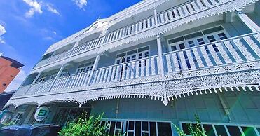 Aran hostel &Cafe Ngamwongwan