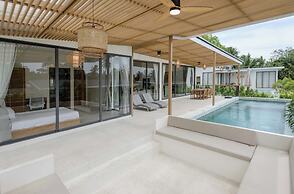 Tropical Poolside Retreat by Sea N' Rent