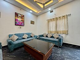 Murli Manohar Palace