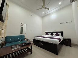 Murli Manohar Palace