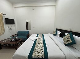 Murli Manohar Palace