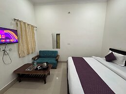 Murli Manohar Palace