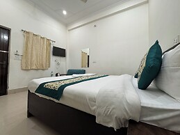 Murli Manohar Palace