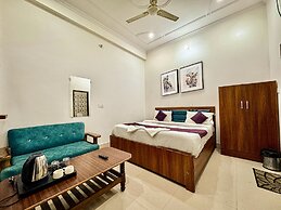 Murli Manohar Palace