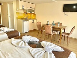N-Y Suites