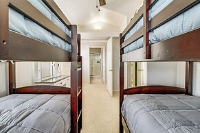 Near Hiking Trails: Heber Haven w/ 2 Decks!