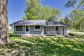 Hackensack Waterfront Retreat on Tenmile Lake