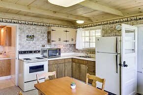 Hackensack Waterfront Retreat on Tenmile Lake