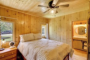 Hackensack Waterfront Retreat on Tenmile Lake