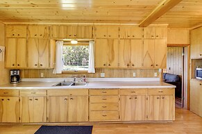 Hackensack Waterfront Retreat on Tenmile Lake